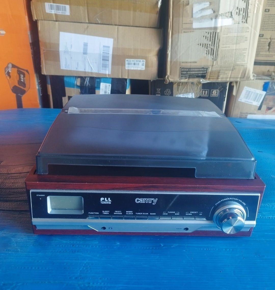 Camry CR1113 Fm .