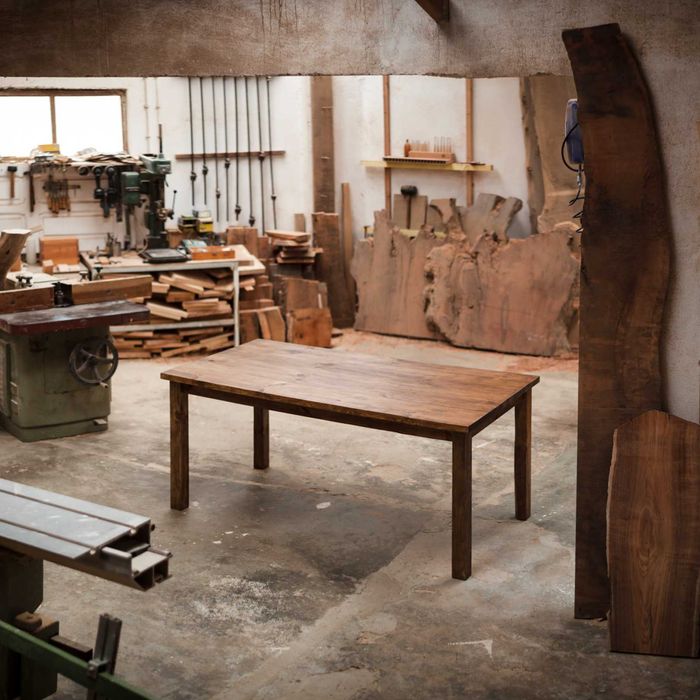 Mesa Rústica de Madeira Maciça, a sua medida, com entrega e montagem.