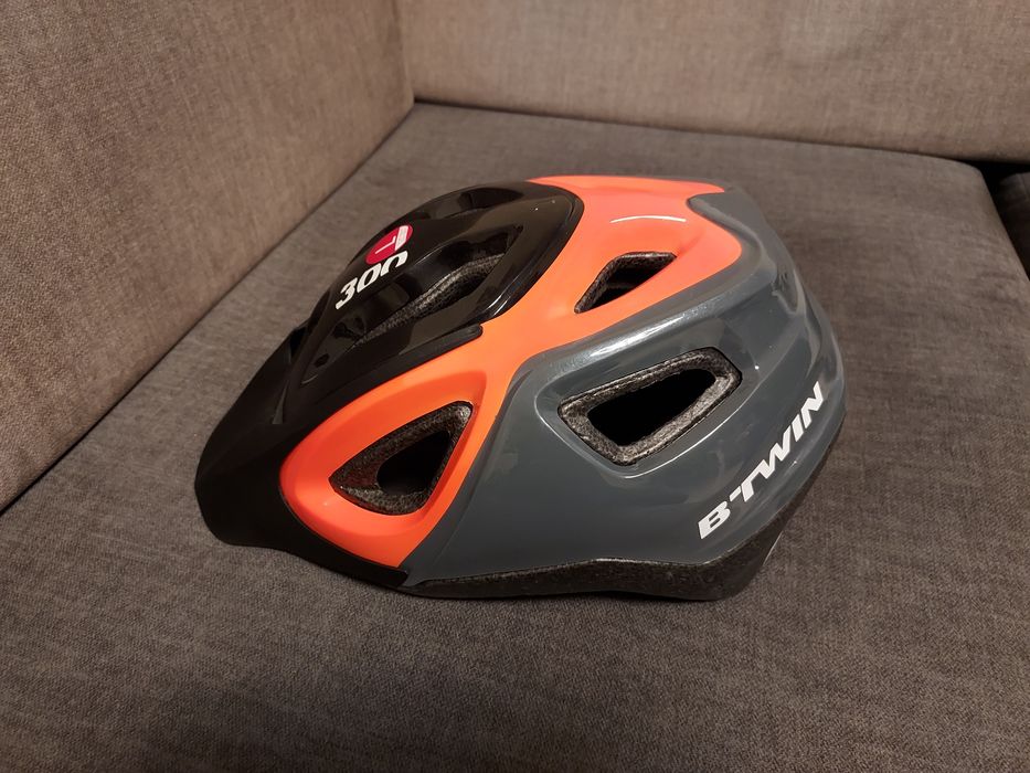 Kask rowerowy B.TWIN 300