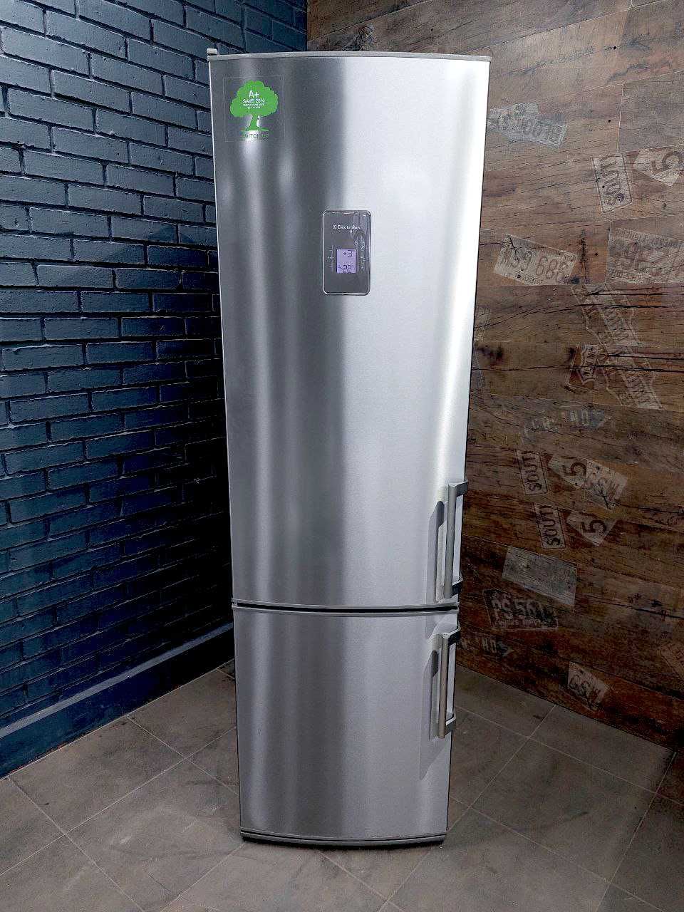 Холодильник Electrolux EN 3601 AOW з Європи,  гарантія та доставка