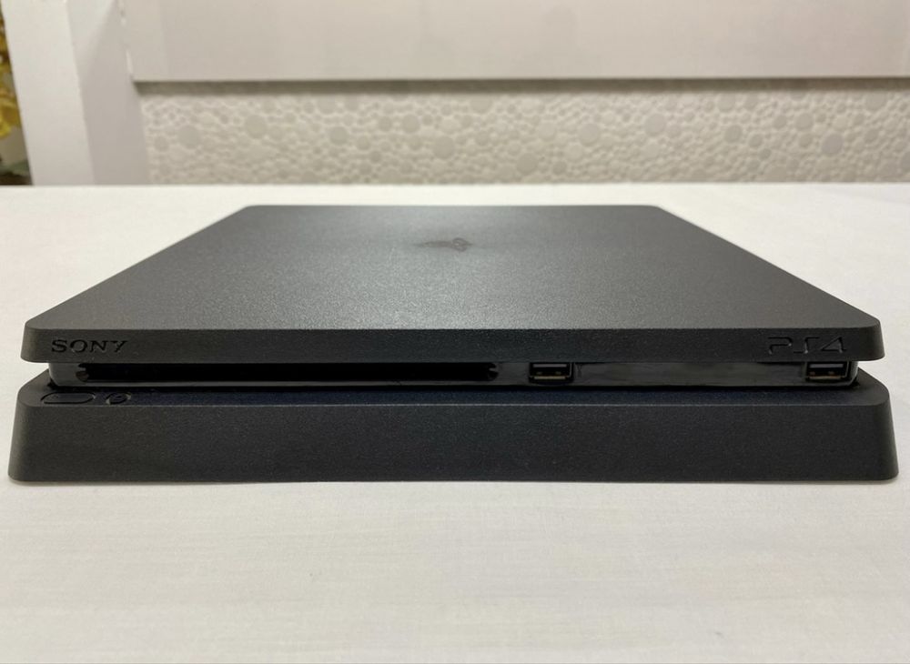 PlayStation 4 Slim PS4 Novo + Comando + Jogo Fifa 19