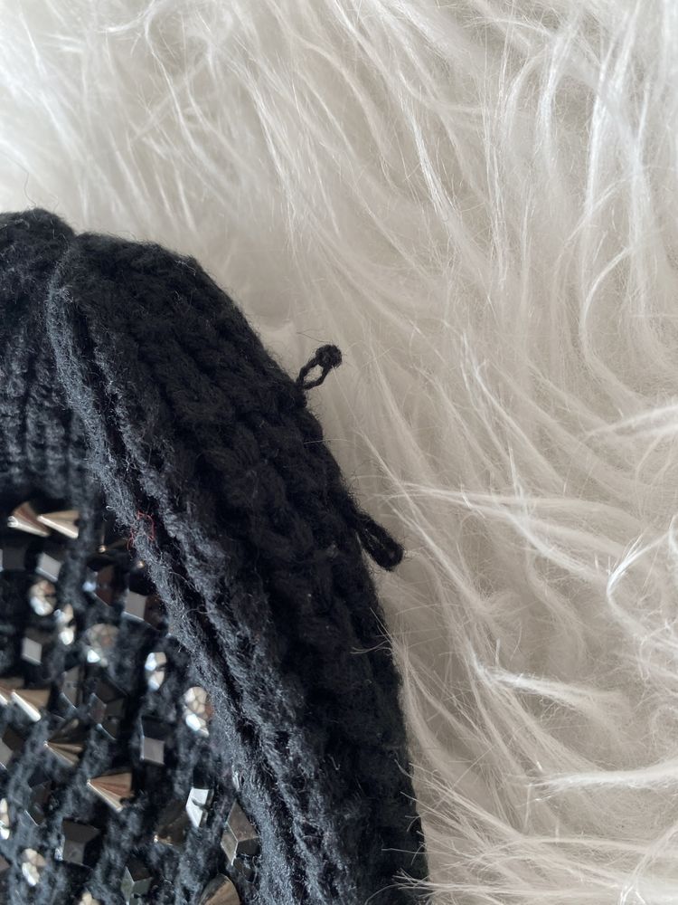 H&M czapka z ćwiekami beanie czarna