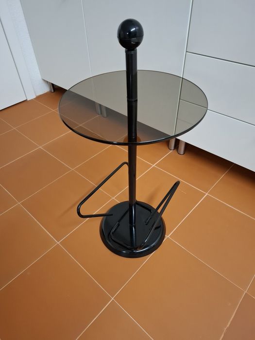 Porta revistas com mesa integrada vintage