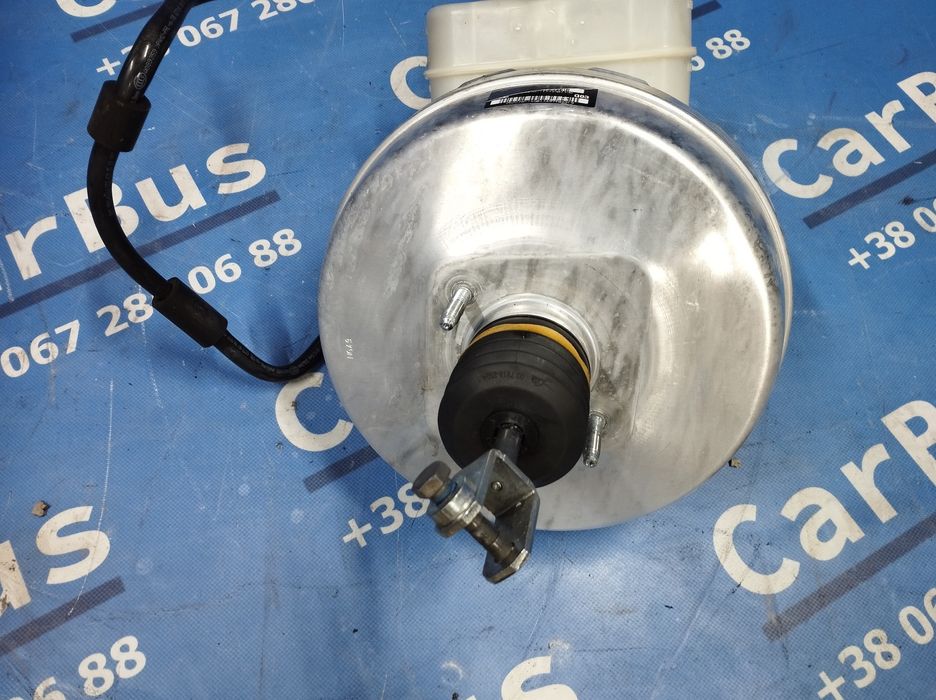 Підсилювач гальм вакуумний Mercedes Мерседес W222 S 560 Усилитель