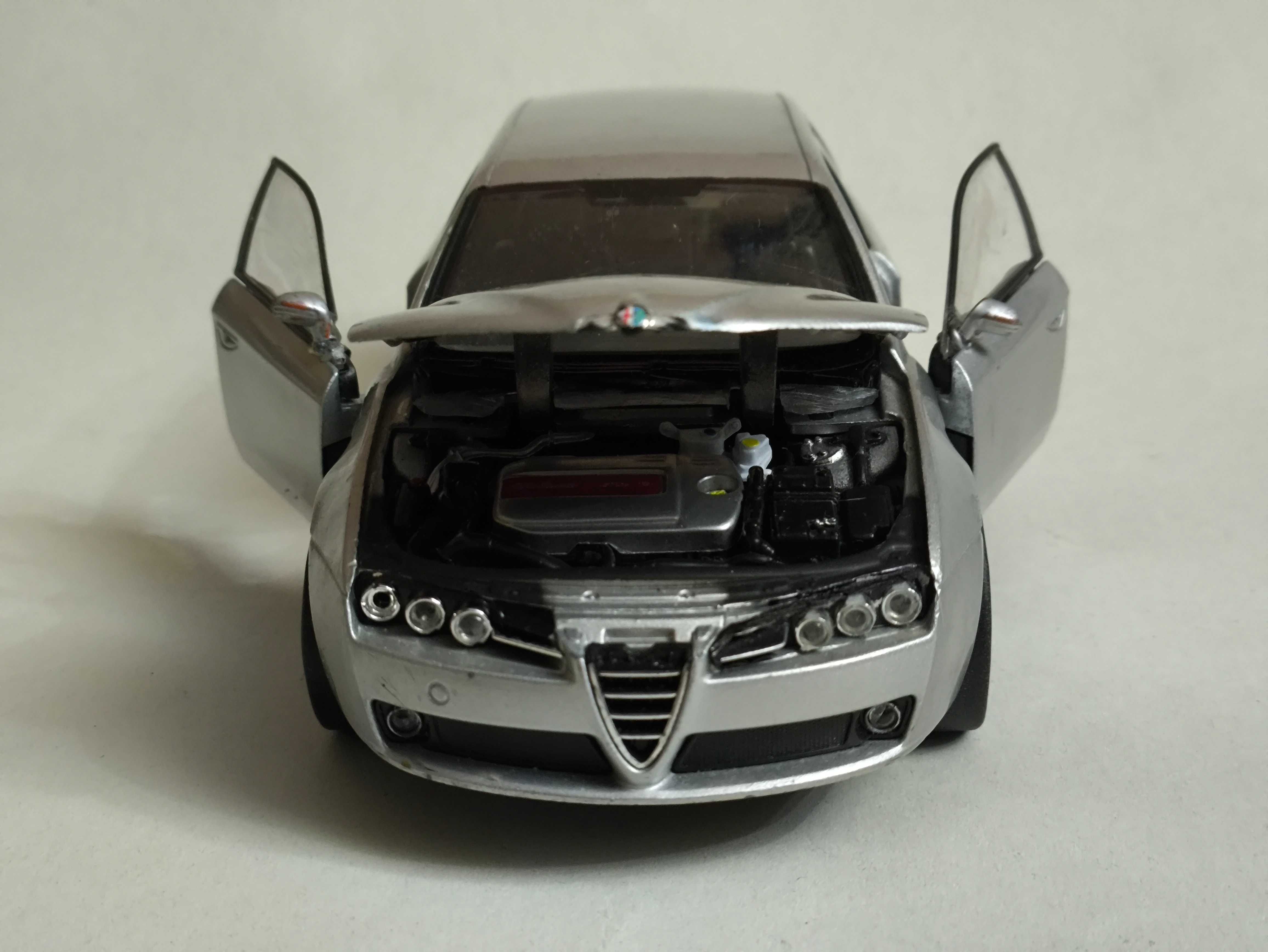 Автомодель Alfa Romeo 159 Sportwagon Welly 1/24