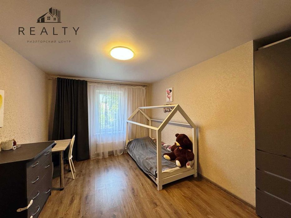 Продаж частини будинку по вул. Мурманська (22-419-084)