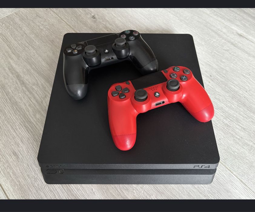 PS 4 SLIM 500gb+ 2 PADY