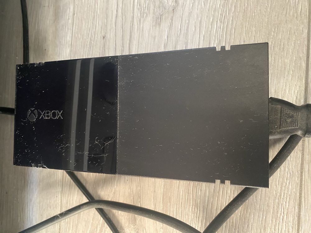 XboX One 500GB pad sluchawki pudełko gry