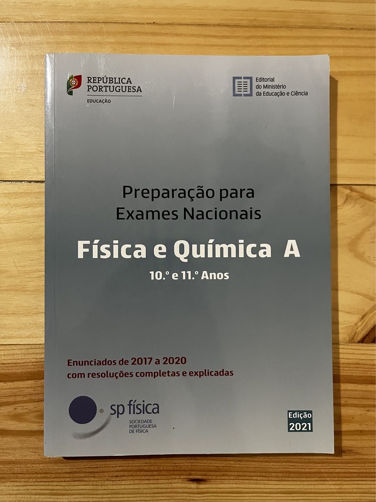 Livro Física e Química A - Preparação para Exames Nacionais