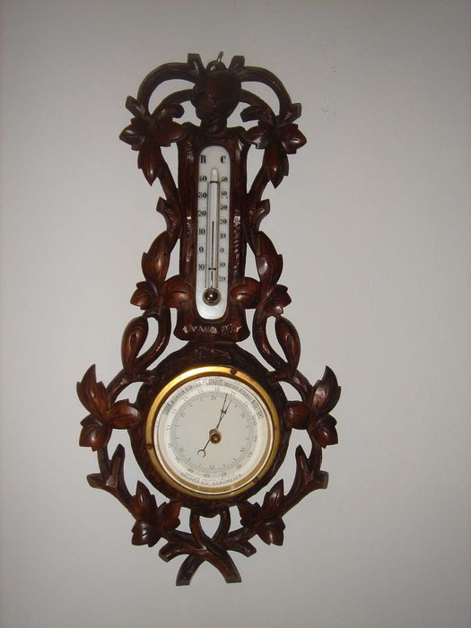 Barometr stary z termometrem o pięknej formie