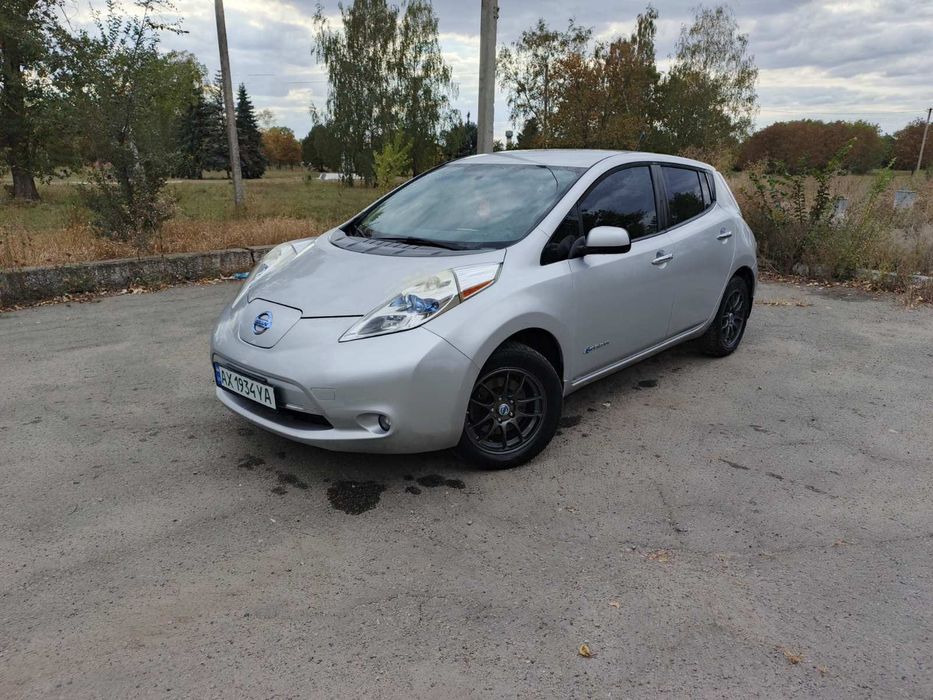 Nissan leaf 2014 Вебасто, рестайлінг.