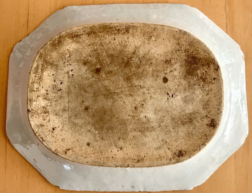 Travessa octogonal em porcelana azul e branca - China, Dinastia Qing