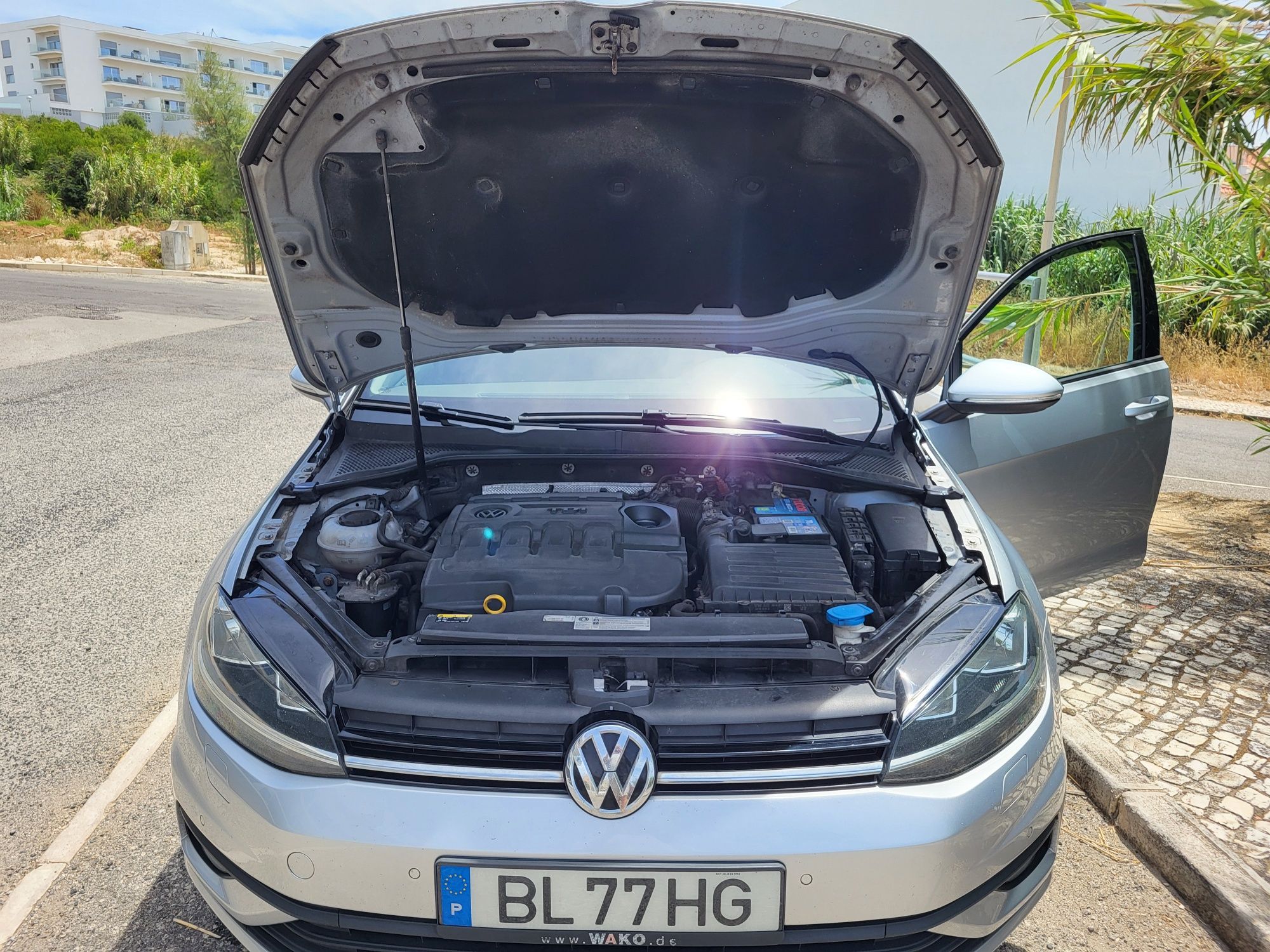 Volkswagen Golf 7 1,6TDI, caixa automática DSG
