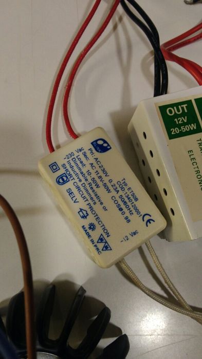 Transformadores 220wott para 12 voltes