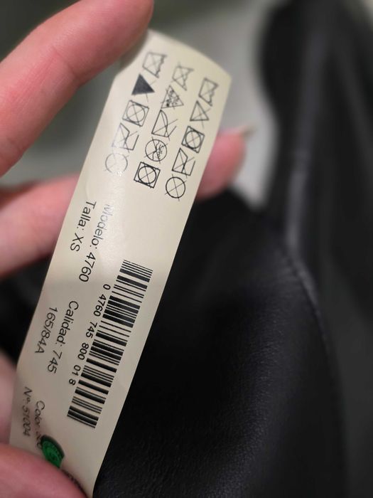 Шкіряна куртка Massimo Dutti жіноча чорна натуральна з поясом XS