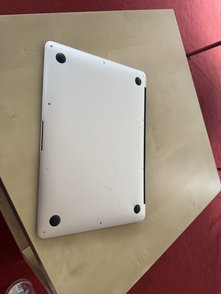 MacBook Air Early 2015