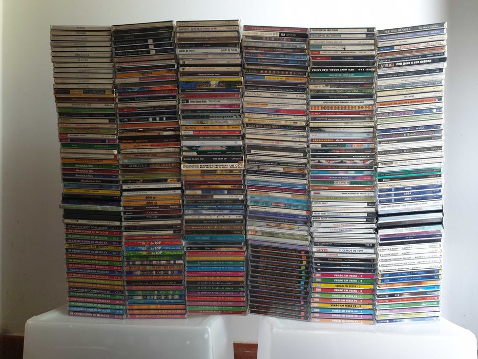 351 de CDs de Música de Qualidade • Alguns Raros • e 93 CDs de Oferta!