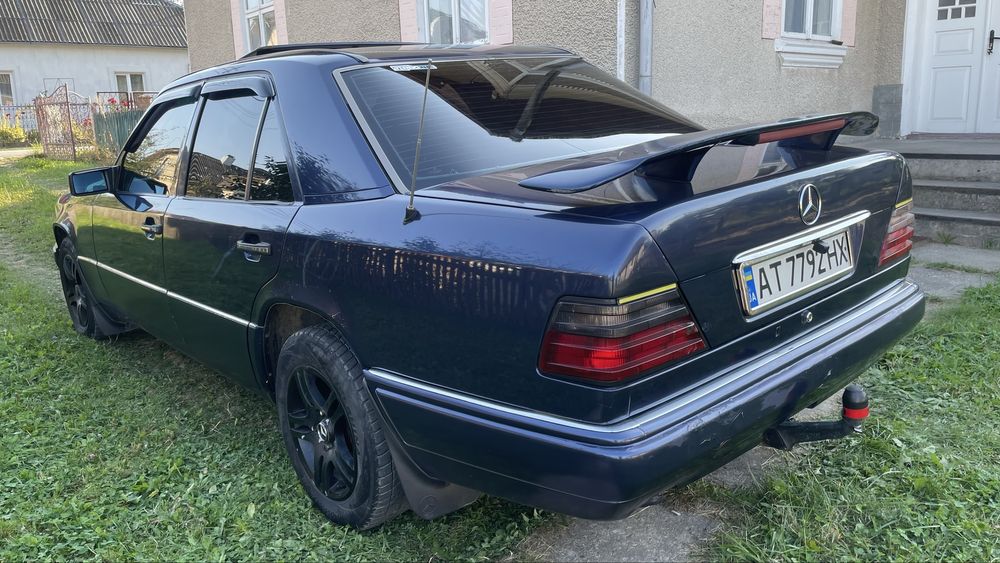 Mercedes Benz w124 250D МЕРСЕДЕС 1995 рестайлінг