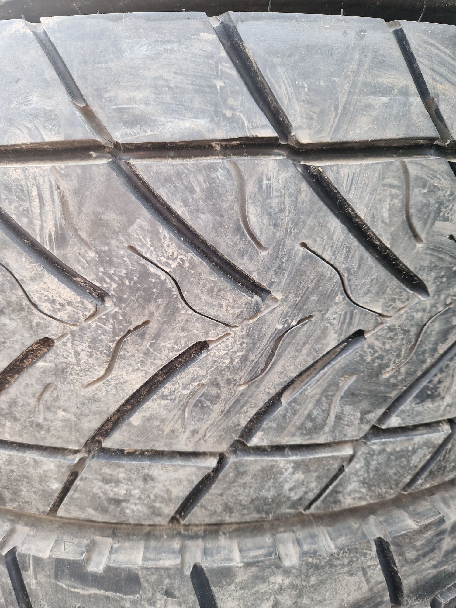 Opona 295/60r22.5 goodyear kmax d g2