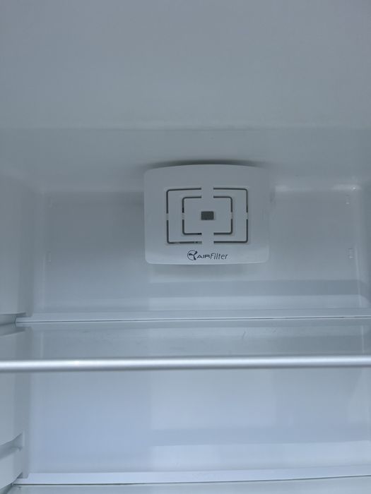 Холодильник Whirlpool