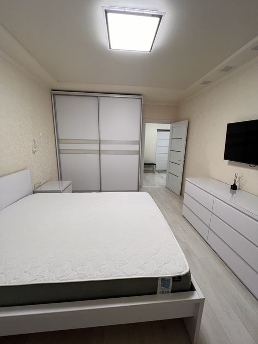 Оренда 1к квартири 45м2 в ЖК Піонерський квартал Вишневе Мододіжна