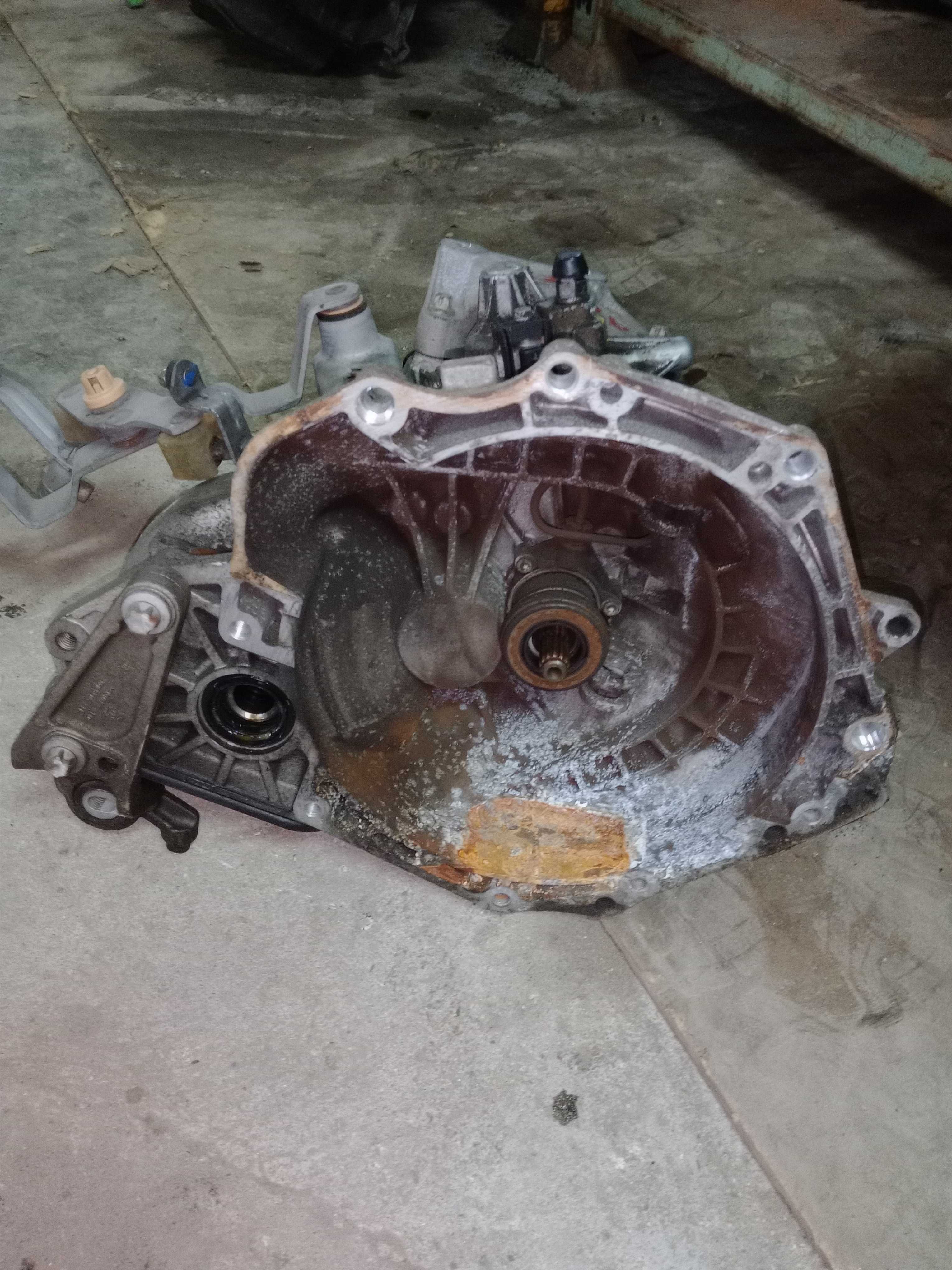 Caixa Velocidades Opel Corsa D  Chevrolet Aveo 1.2 Ref. A12XER F17W419