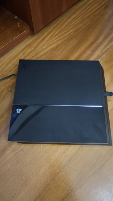 Ps4 slim otimo estado com jogos e acessorios