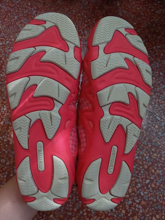 Ténis senhora Merrell numero 39 usados