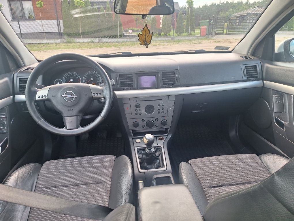 Opel Vectra C 1.8b GTS 2003r