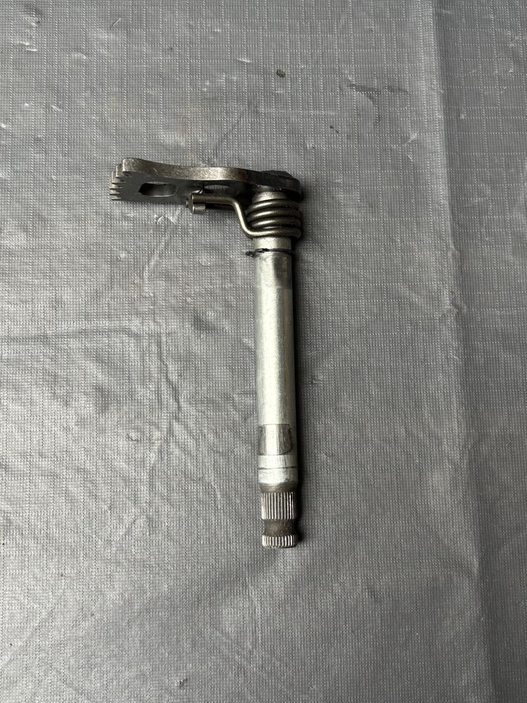 Wałek zmiany biegów Wybierak KAWASAKI KXF250 R 06-08