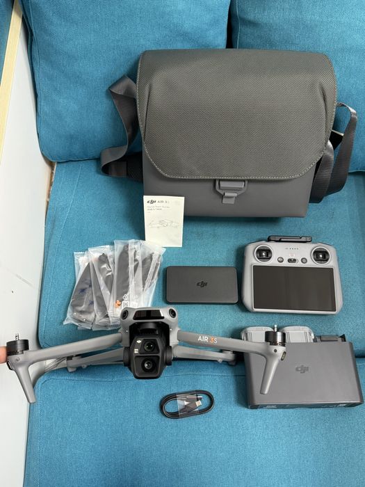 DJI Air 3S Drone Fly More Combo with RC 2