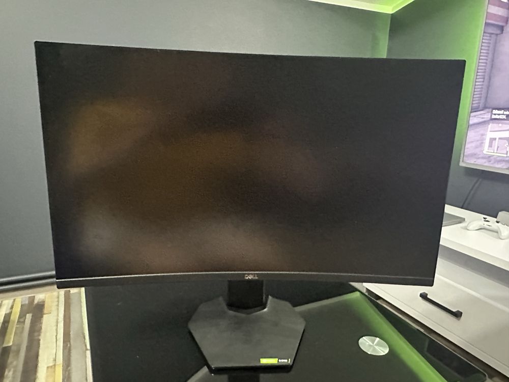 Zakrzywiony Monitor dell