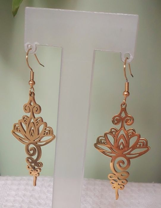 Brincos de aço inoxidável dourado