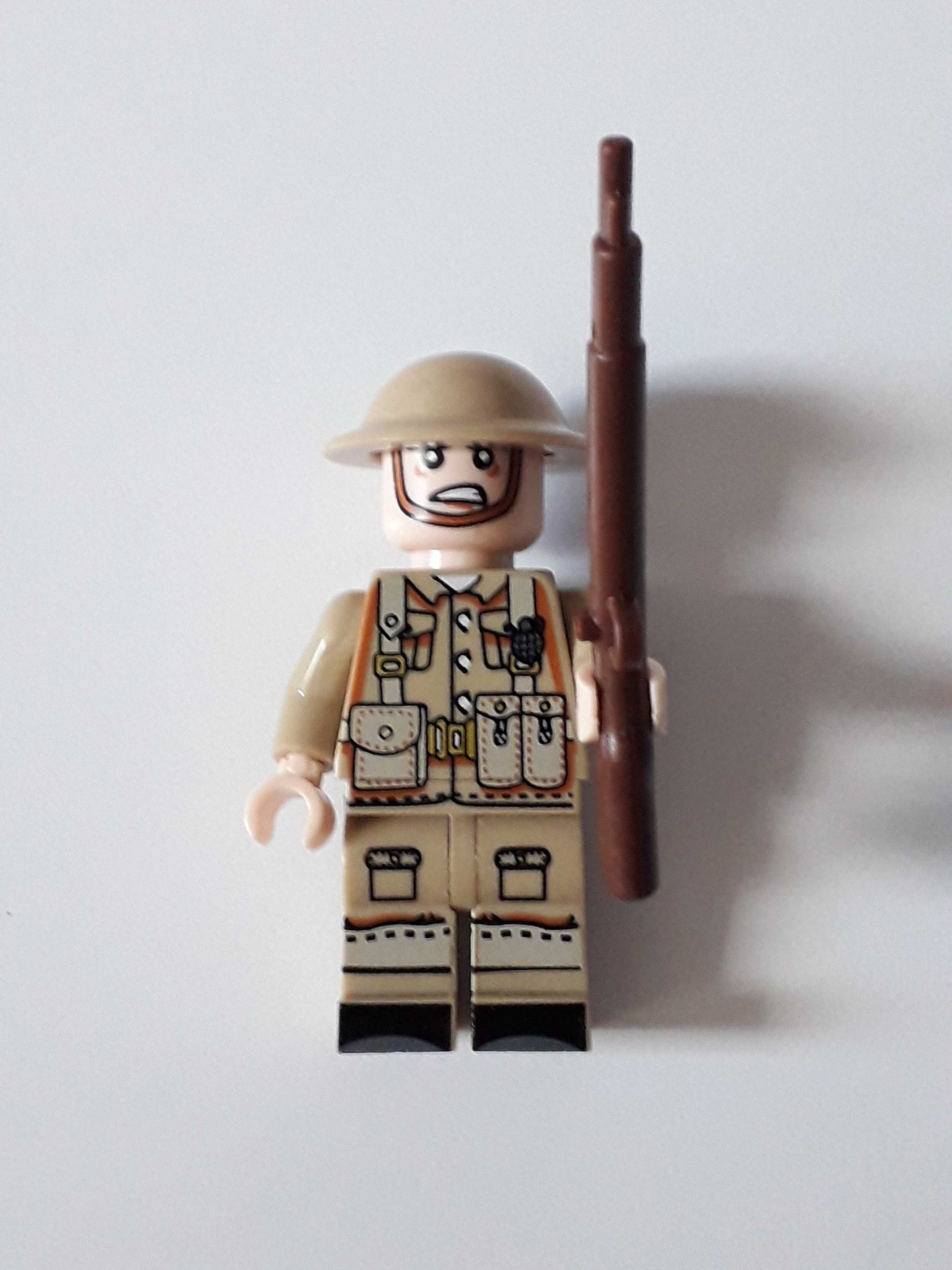 Zestaw 20 sztuk figurek żołnierzy z bronią ww2 komp. z Lego, Cobi