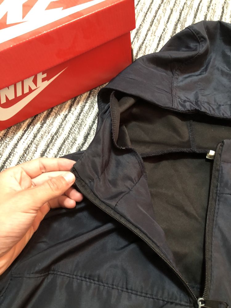 Ветровка-анорак від nike