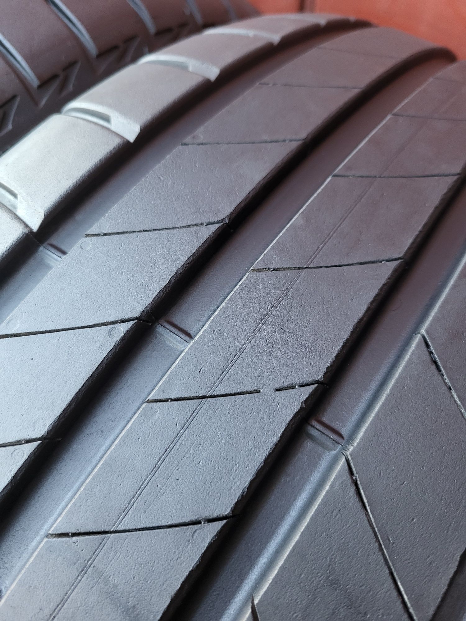 255/45/19 R19 Bridgestone Turanza T005 MO 4шт ціна за 1шт літо шини