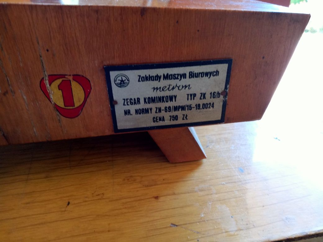 Zegar kominkowy Metron