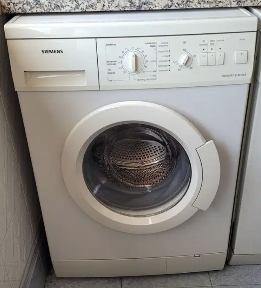 Máquina de lavar roupa Siemens XLM 963