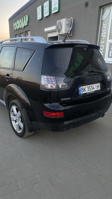 Продам Мітсубісі аутлендер XL2.4