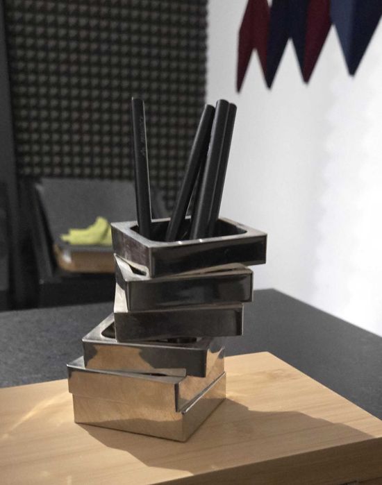 Elegancki pojemnik na długopisy - Designerski organizer Philippi