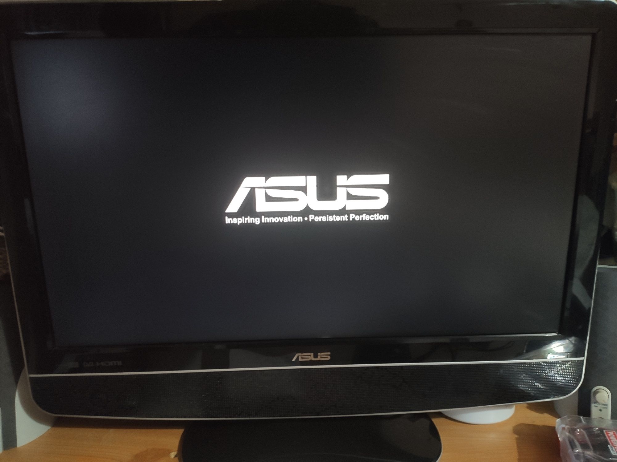 Vendo TV, lcd  ASUS