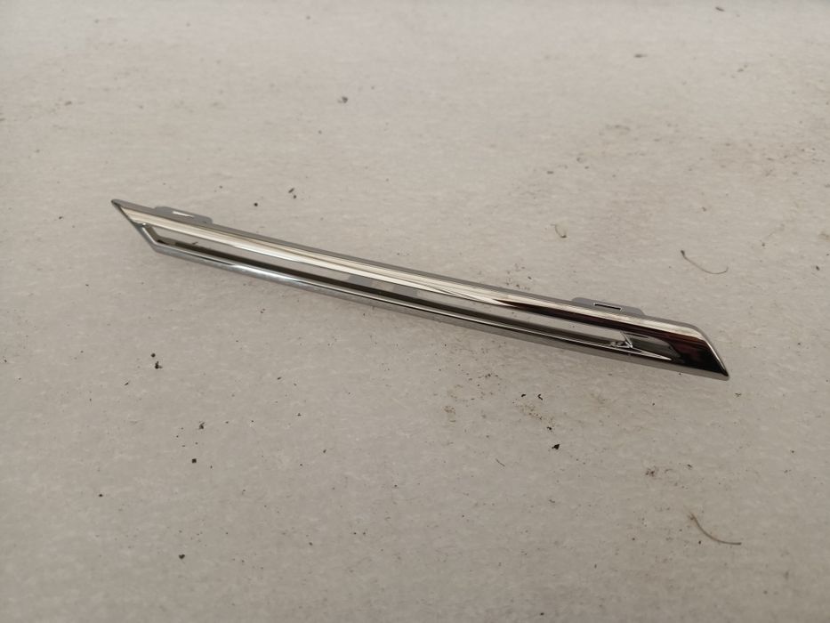 Renault Megane IV 4 15- prawy prawa listwa chrom grilla atrapy przód