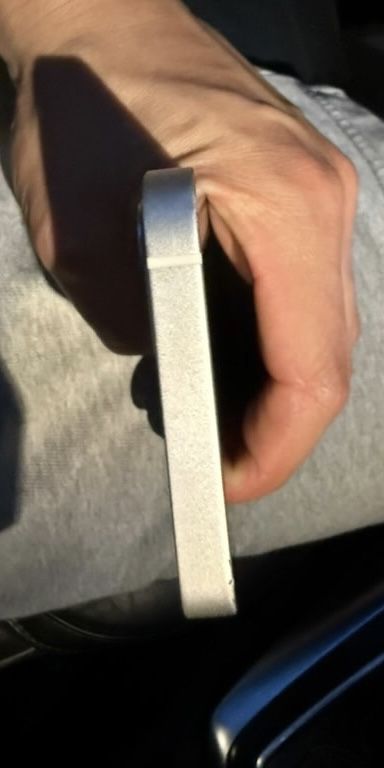 Iphone 12 mini.