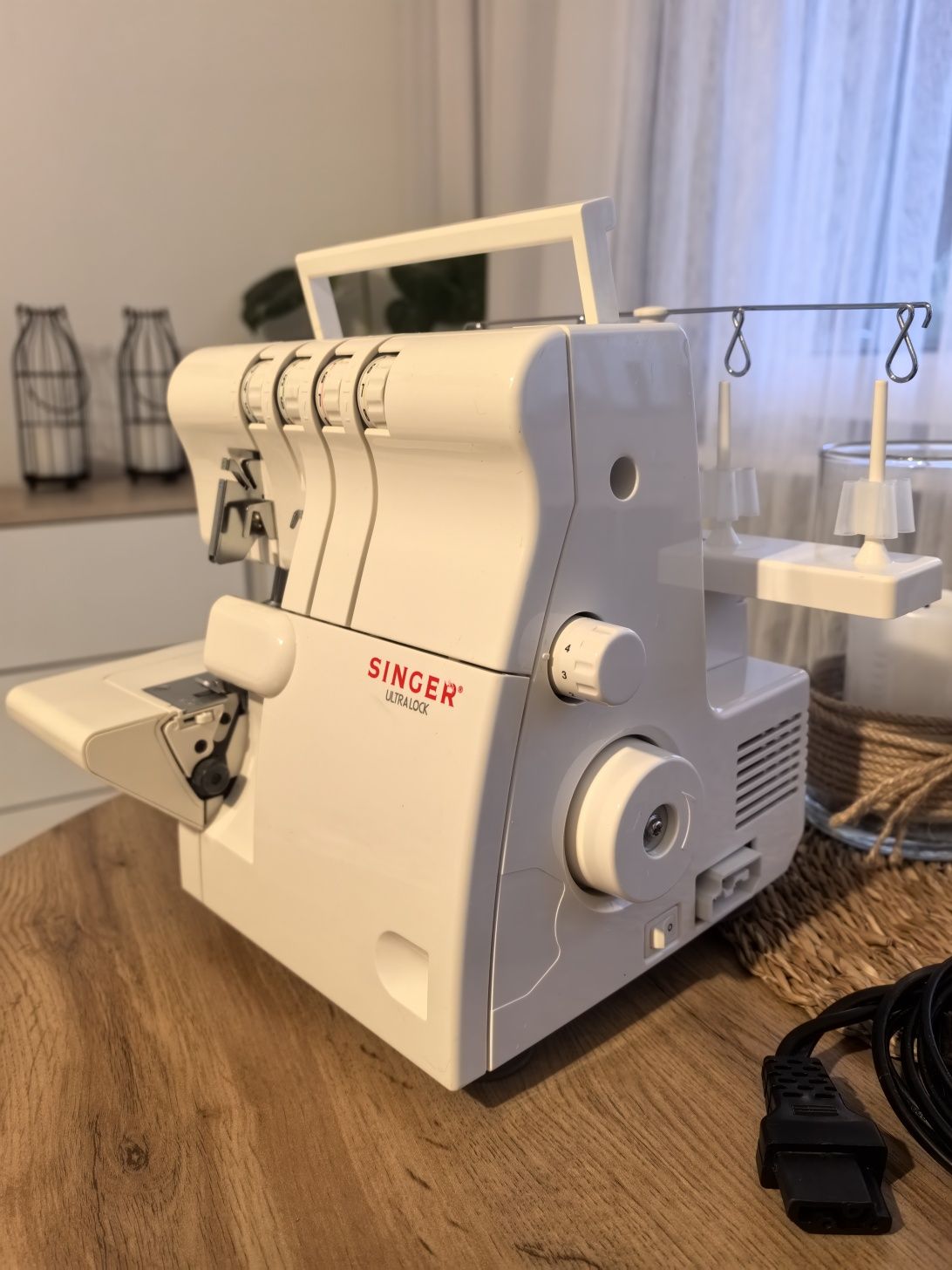 Overlock Singer 14SH644