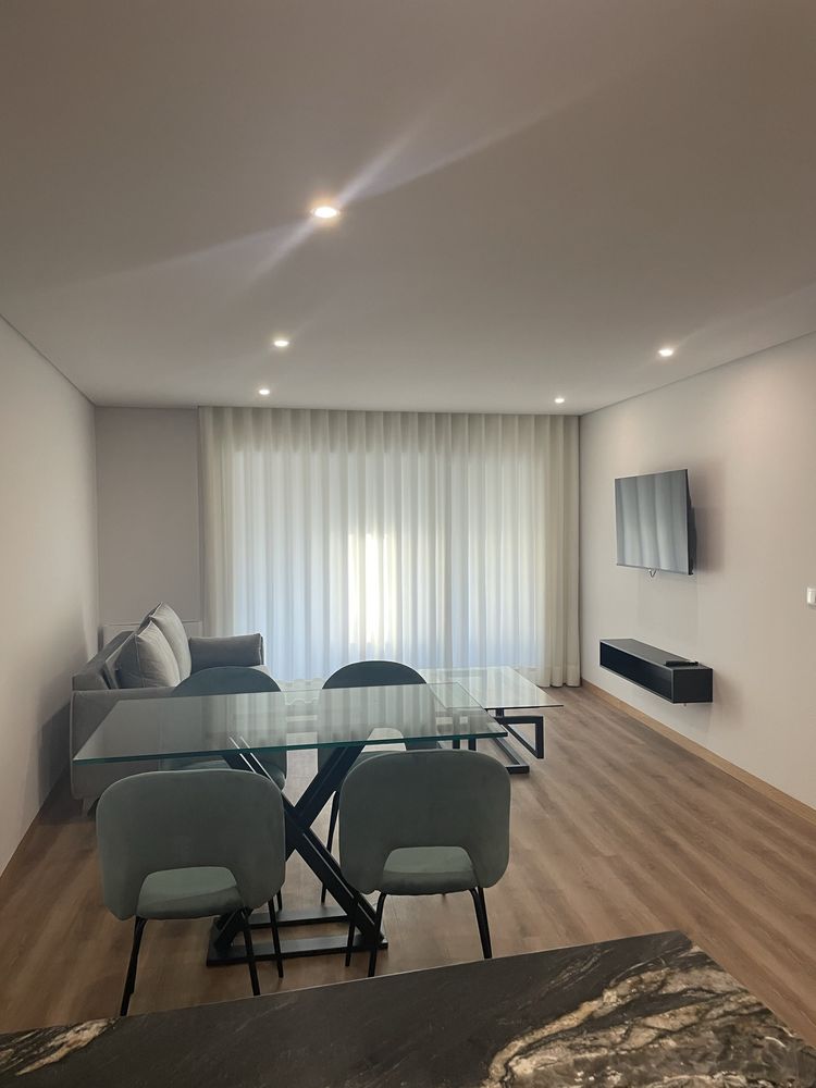 Arrendamento T1 mobilado – Edifício Marina, Viana do Castelo