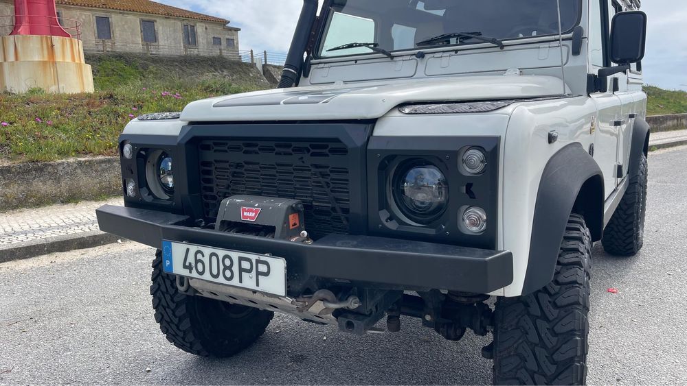 Land Rover Defender 110 TD5 9 lugares