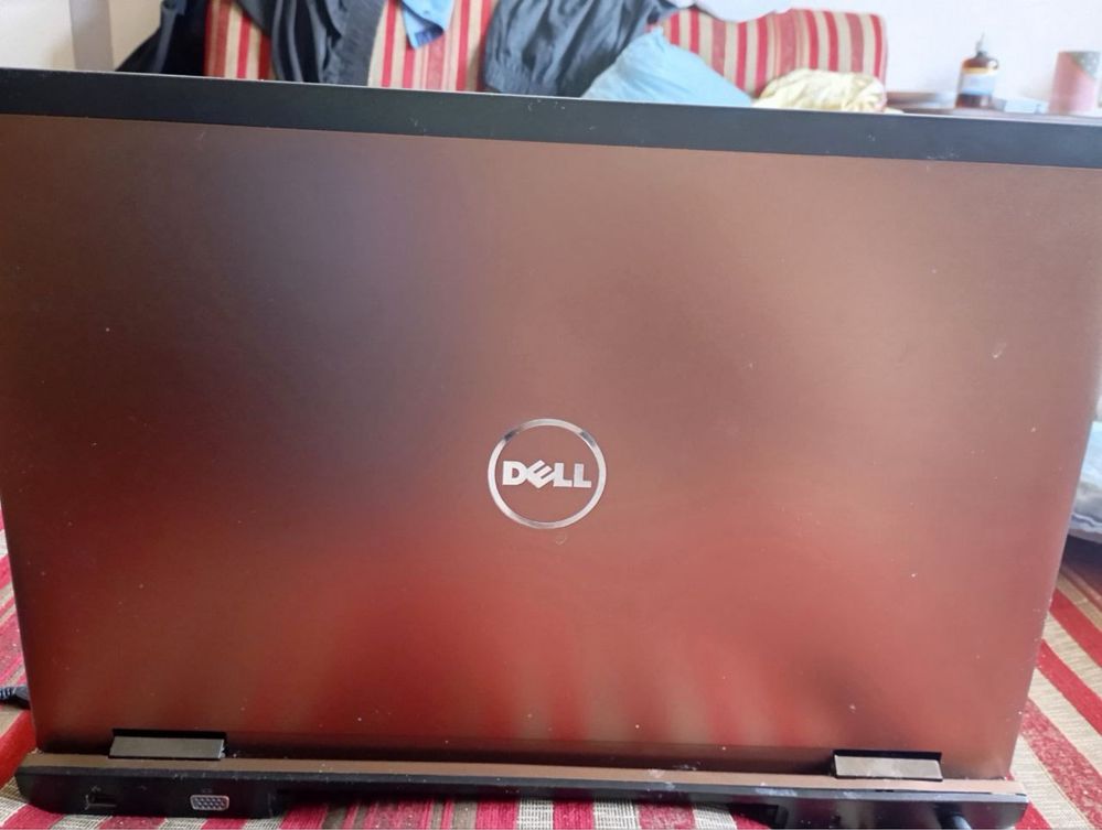 Продам срочно ноутбук Dell