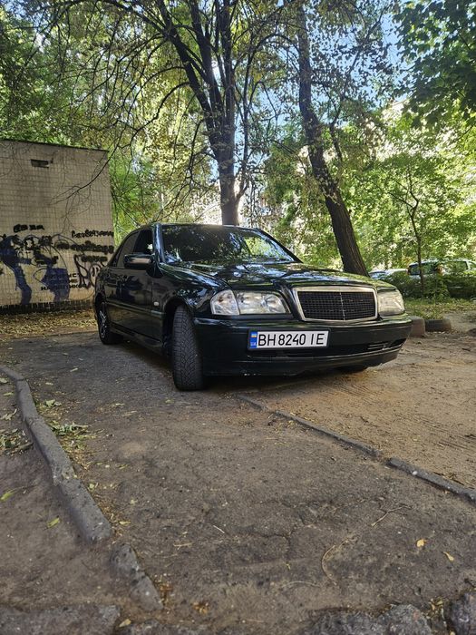 Продам Mercedes Benz c180 w202 авто (мерседес, m111, механика)