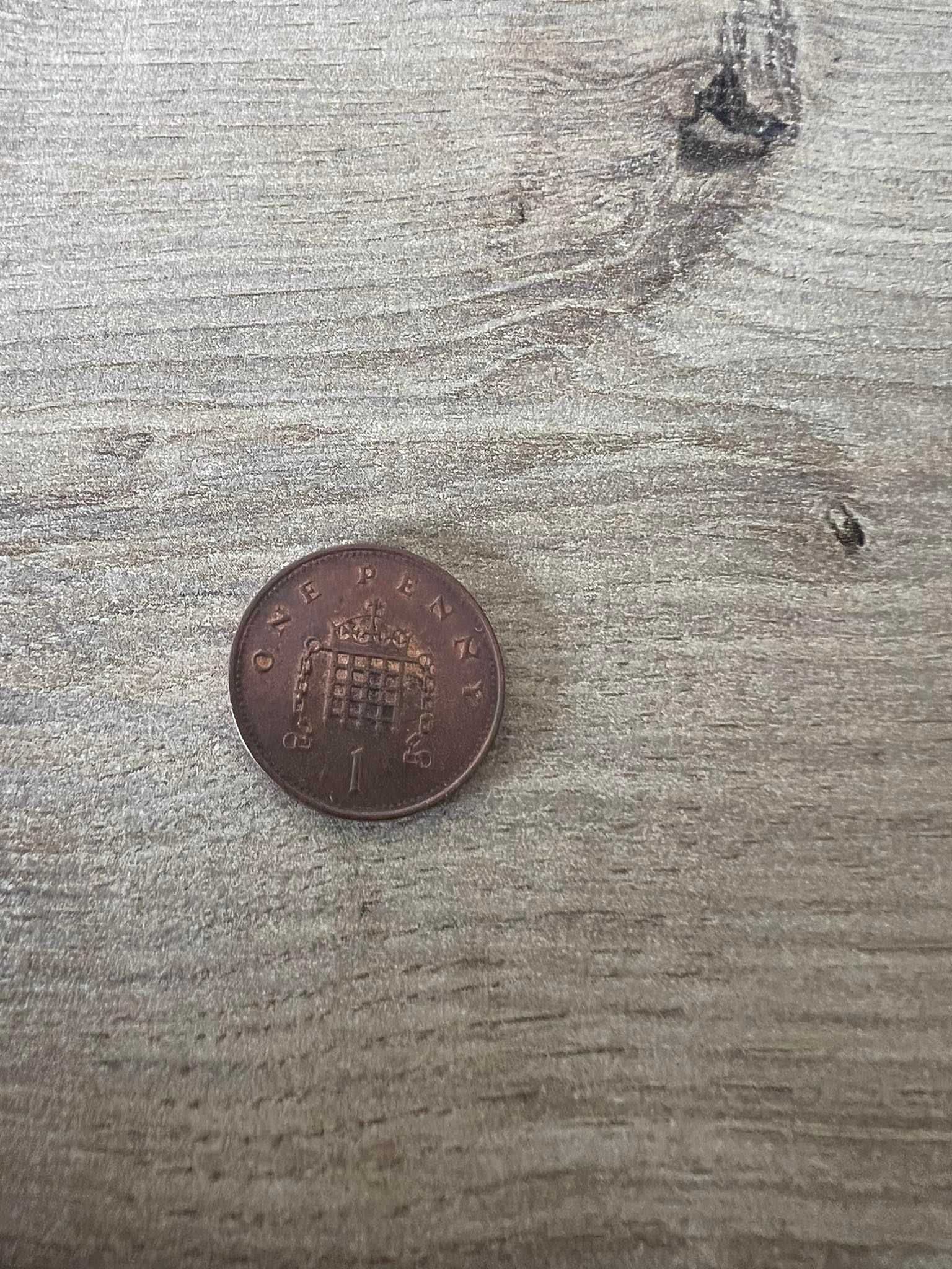 Moneta One Penny królowa Elżbieta II Elizabeth II 2000 Wielka Brytania