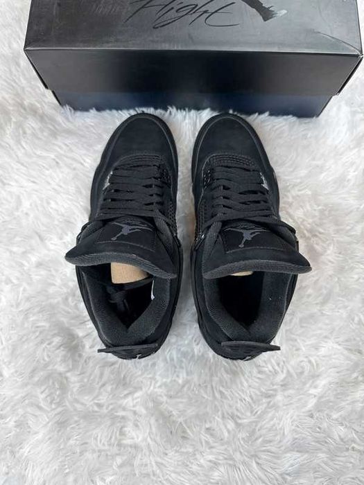 Buty-Trampk- Jordan_4_Retro_Black_Cat_Rozmiar 38